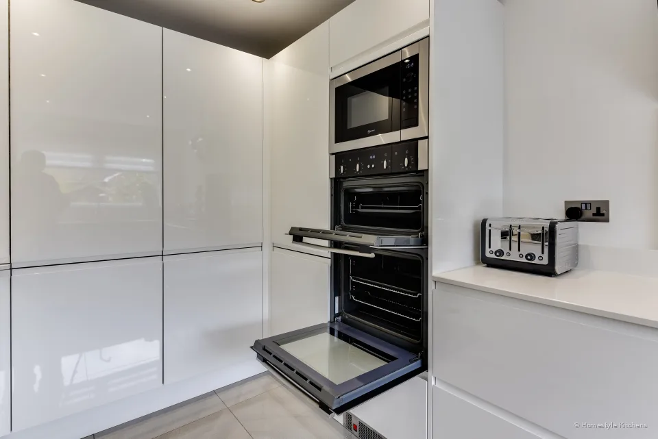 Black Kitchen #11