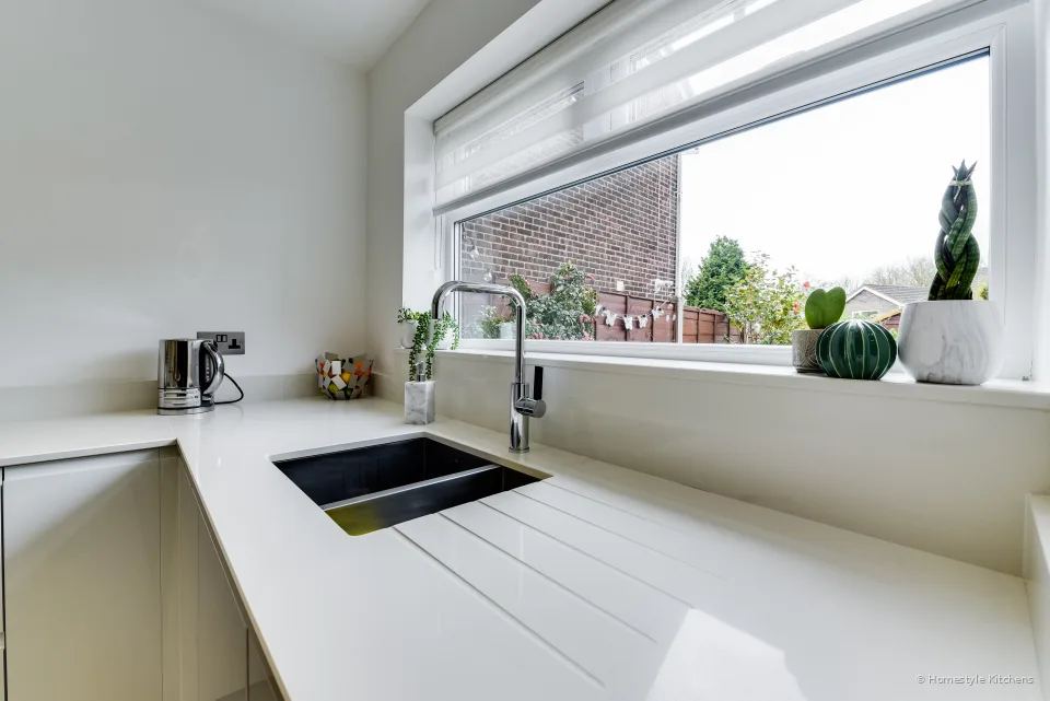 Black Kitchen #13
