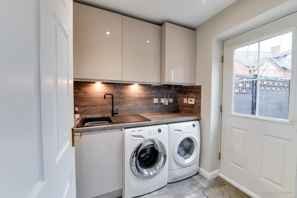 Field Laundry room #1