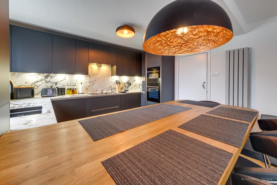 Lynch Kitchen #15
