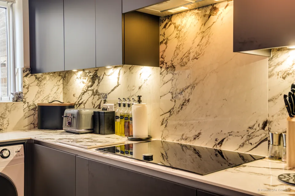Lynch Kitchen #10