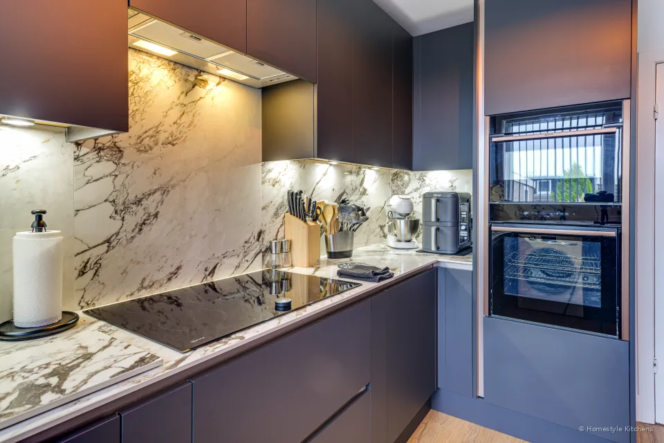Lynch Kitchen #17