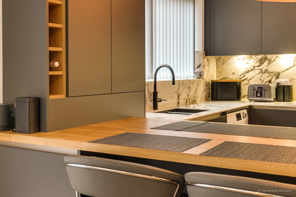 Lynch Kitchen #7