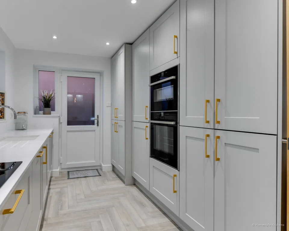 Mann Kitchen