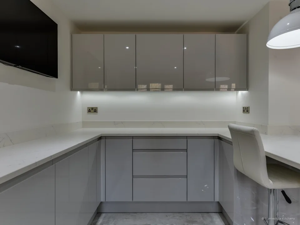 Moss Kitchen