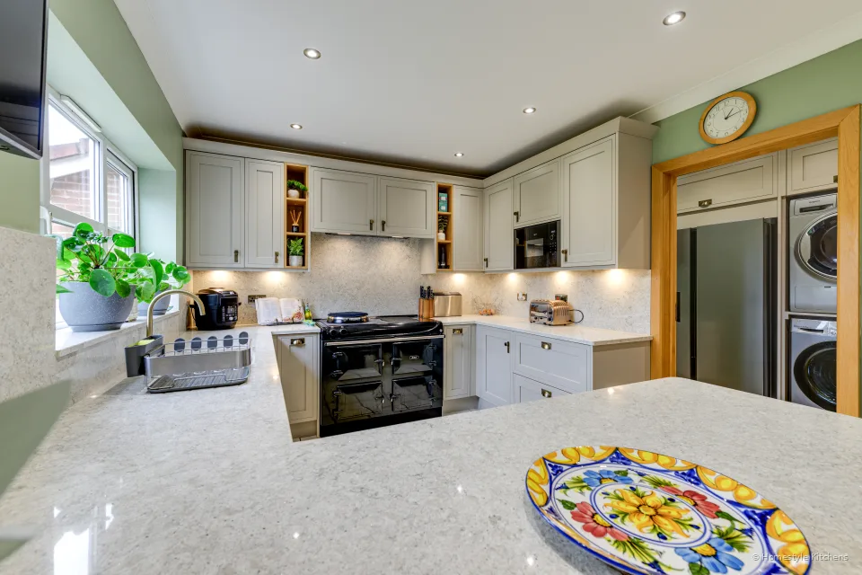 Newton Kitchen #10