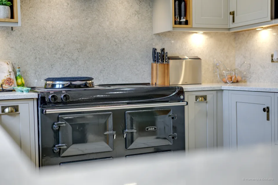 Newton Kitchen #32
