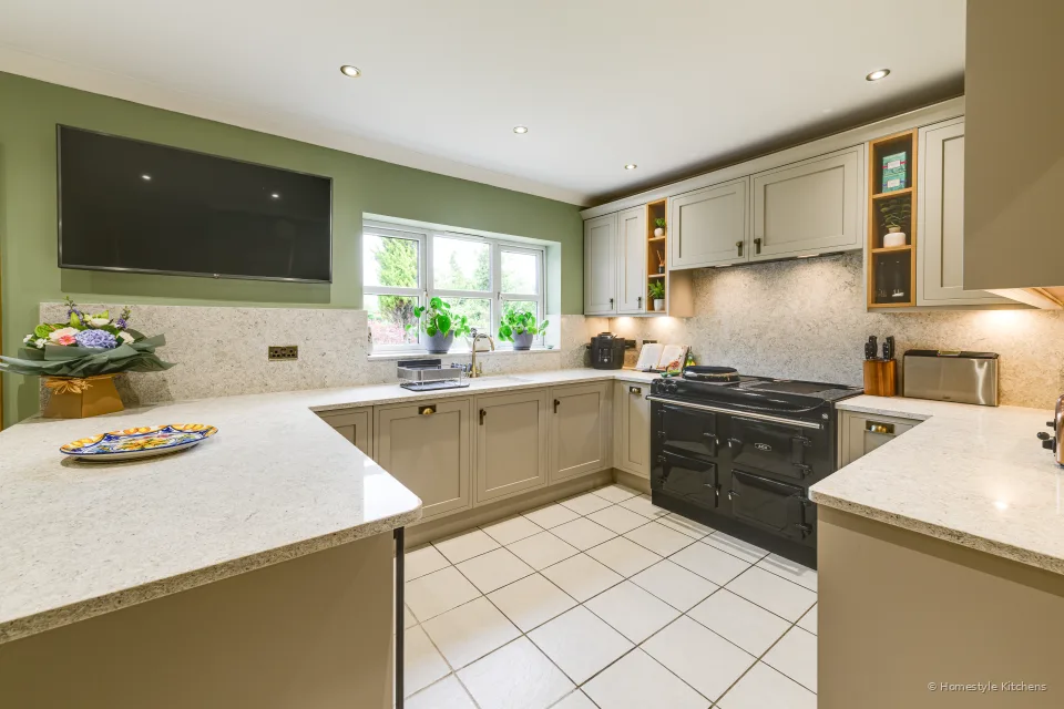 Newton Kitchen #4