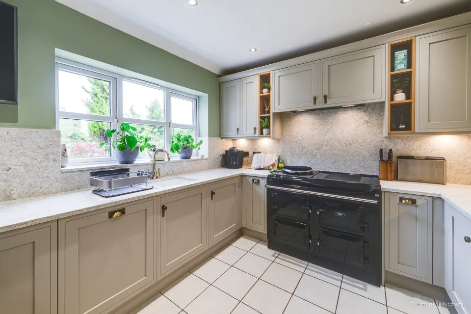 Newton Kitchen #5