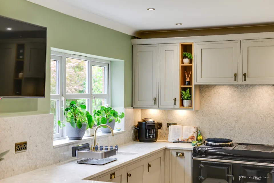 Newton Kitchen #22