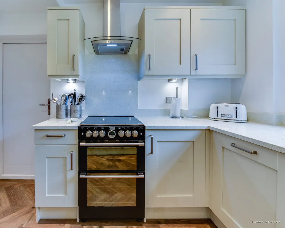 Oliver Kitchen