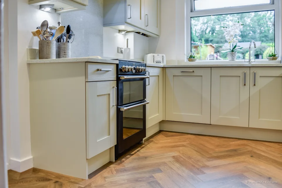 Oliver Kitchen #10