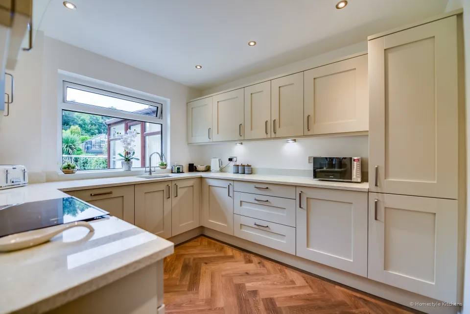 Oliver Kitchen #18