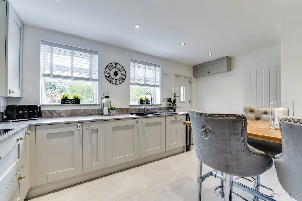 Peters Kitchen #12